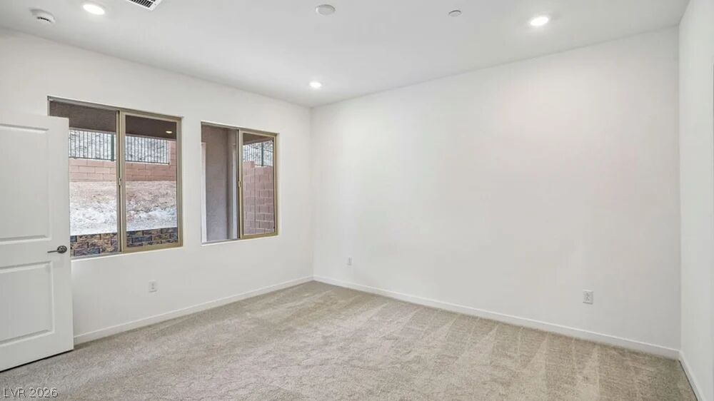 42 Via Montoro Property Photo 22