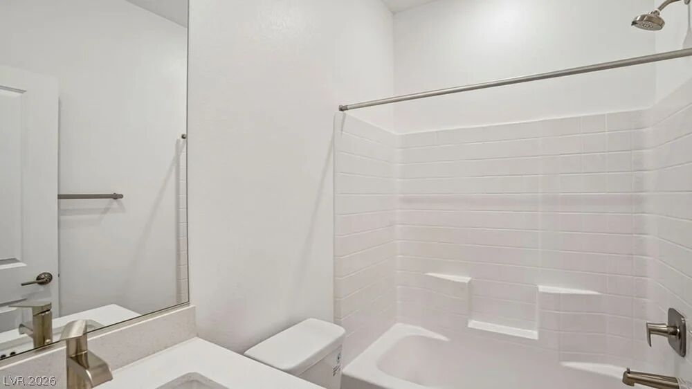 42 Via Montoro Property Photo 35