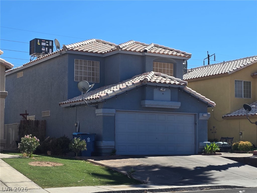 2212 Crowley Way Property Photo 5