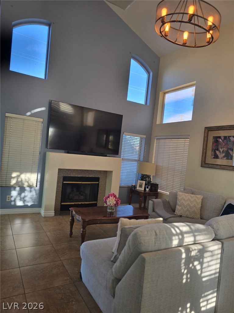 2212 Crowley Way Property Photo 7