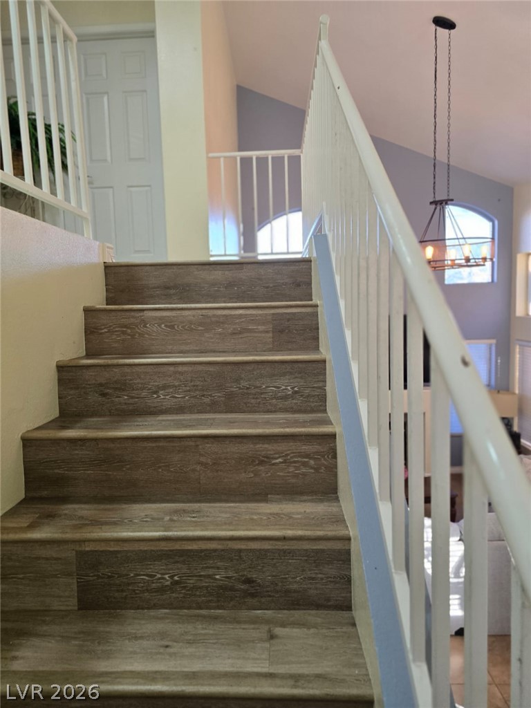 2212 Crowley Way Property Photo 11