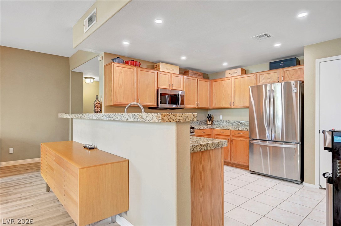 2325 Windmill Parkway 911 Property Photo 24