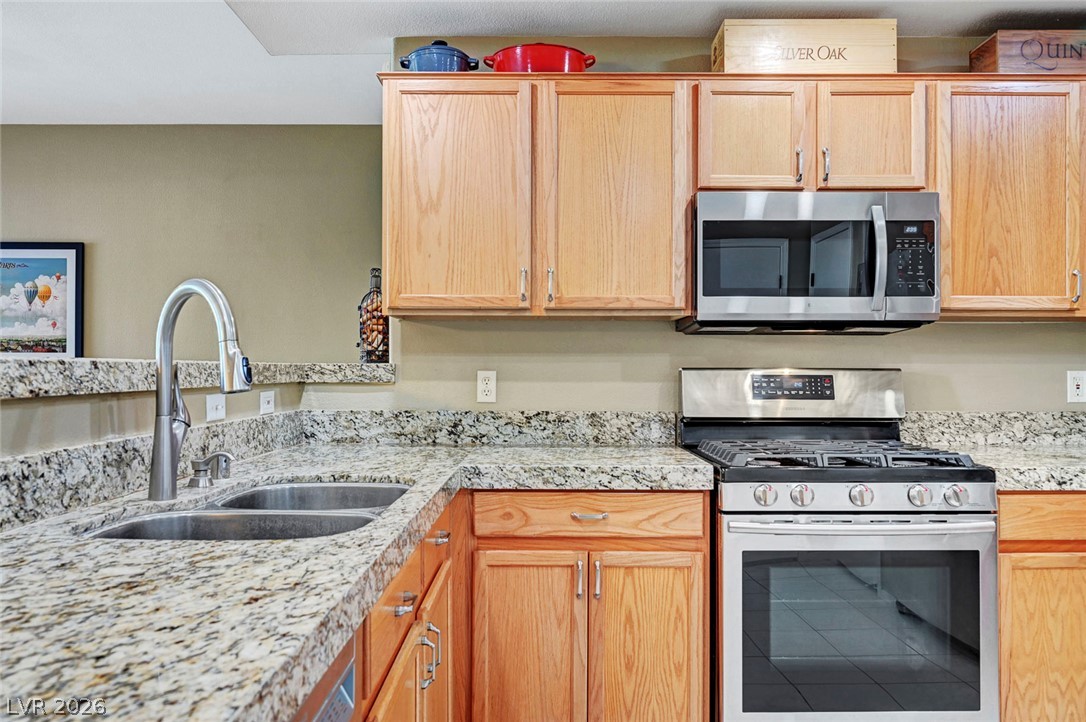 2325 Windmill Parkway 911 Property Photo 29