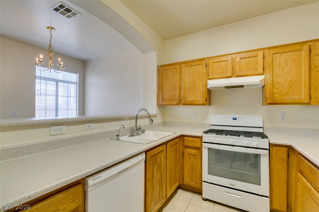 1345 Silver Sierra Street Property Photo 8