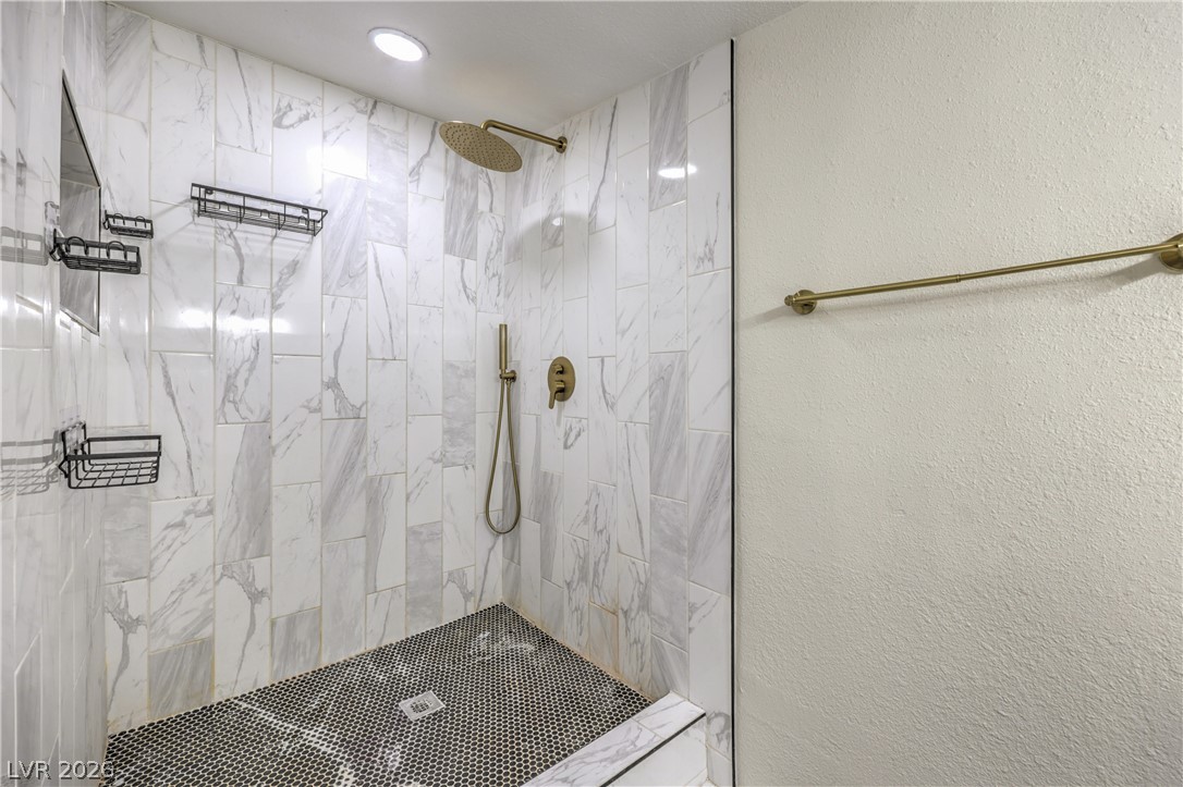 1408 Palm Street Property Photo 5