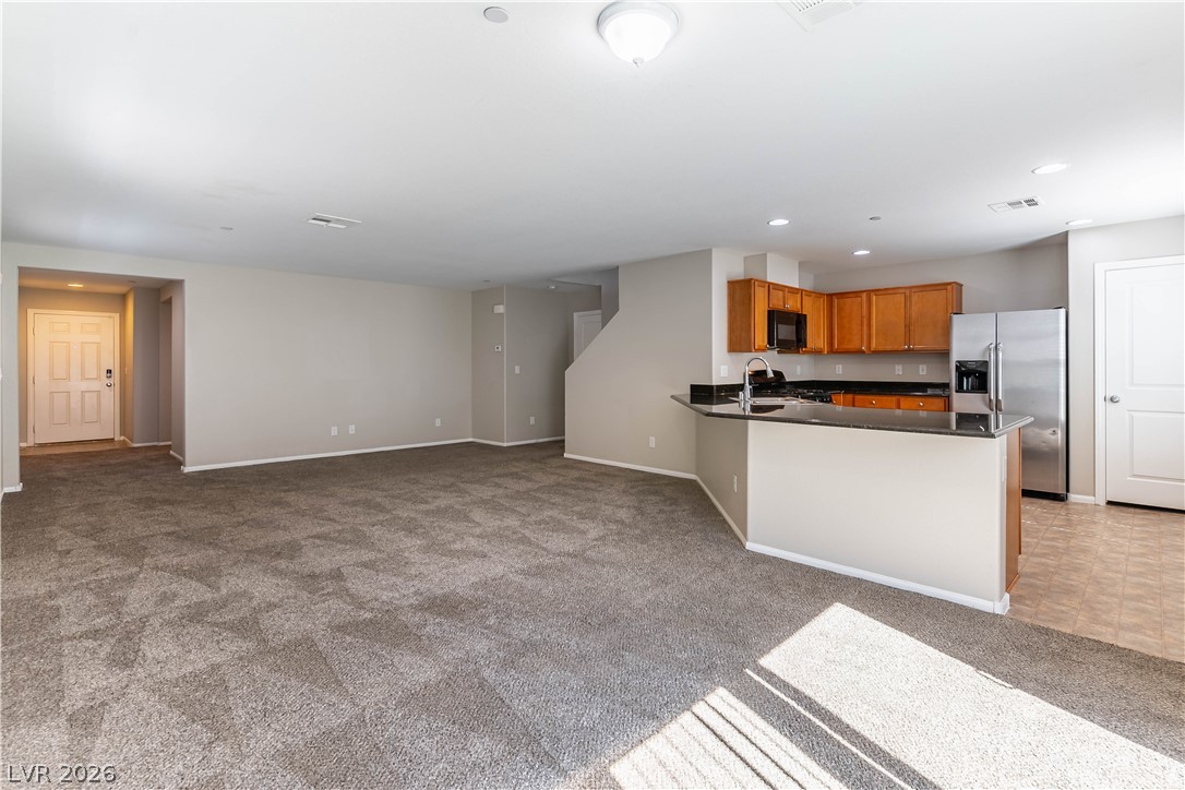 891 Harbor Avenue Property Photo 5