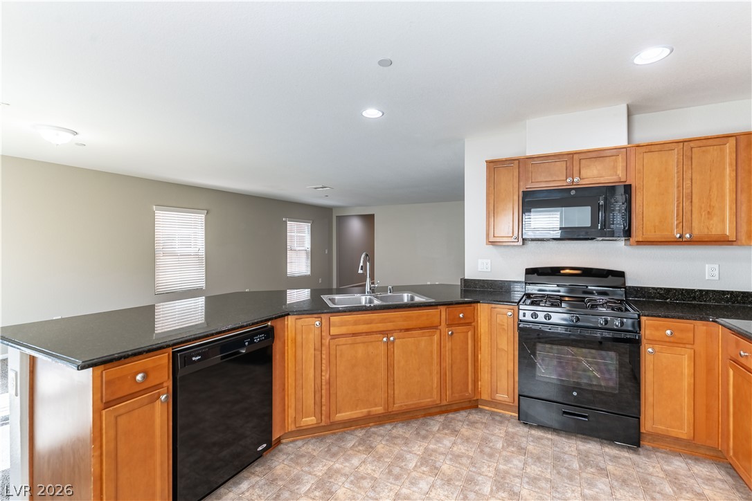 891 Harbor Avenue Property Photo 8