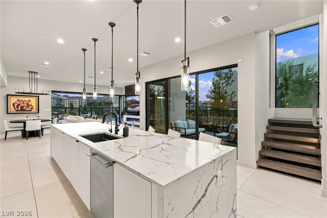18 Heron Harbour Drive Property Photo 17