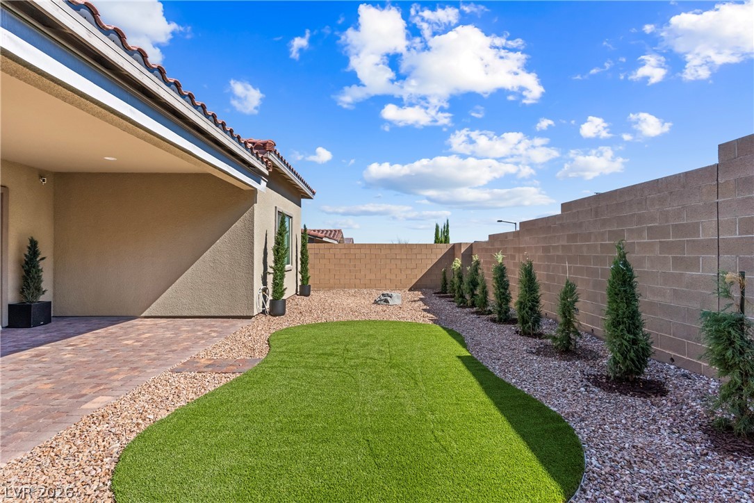 11617 Falcon Gorge Avenue Property Photo 49