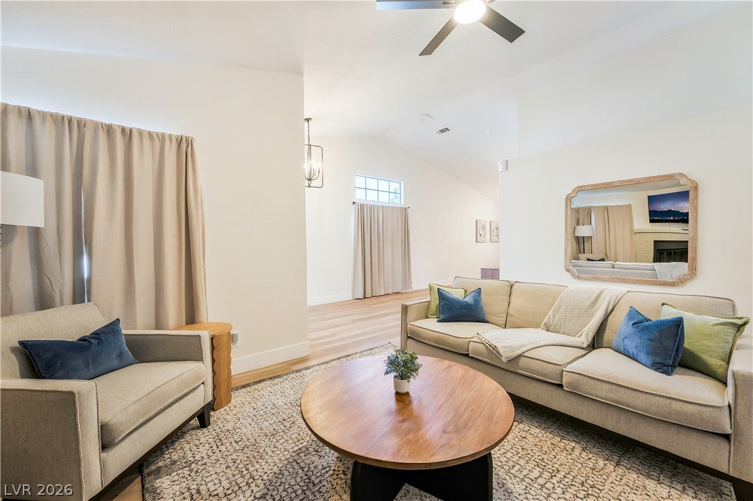 2824336 Property Photo 2