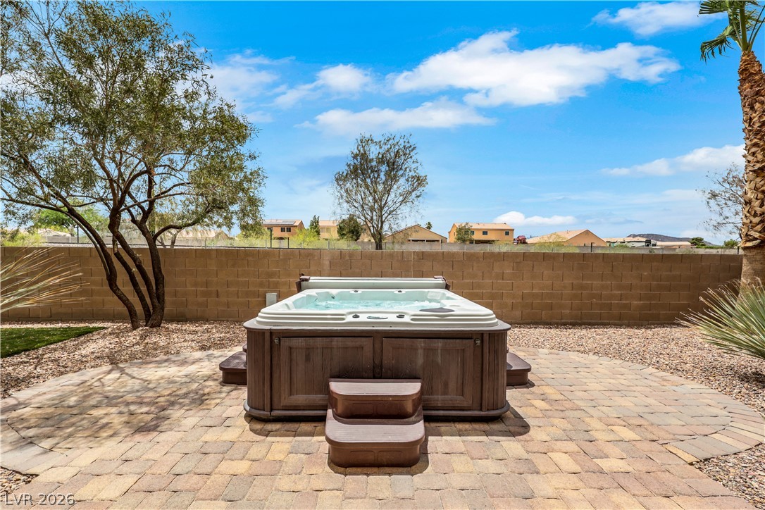 625 Bighorn Creek Street Property Photo 49