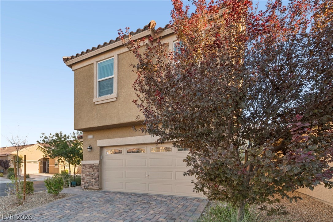 8033 Literature Court Property Photo 3
