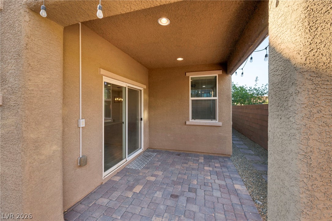 8033 Literature Court Property Photo 7