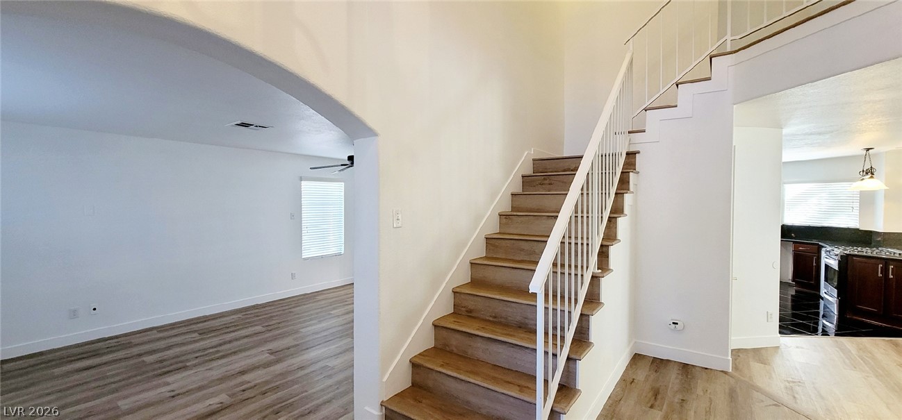 2001 Silverton Drive Property Photo 3