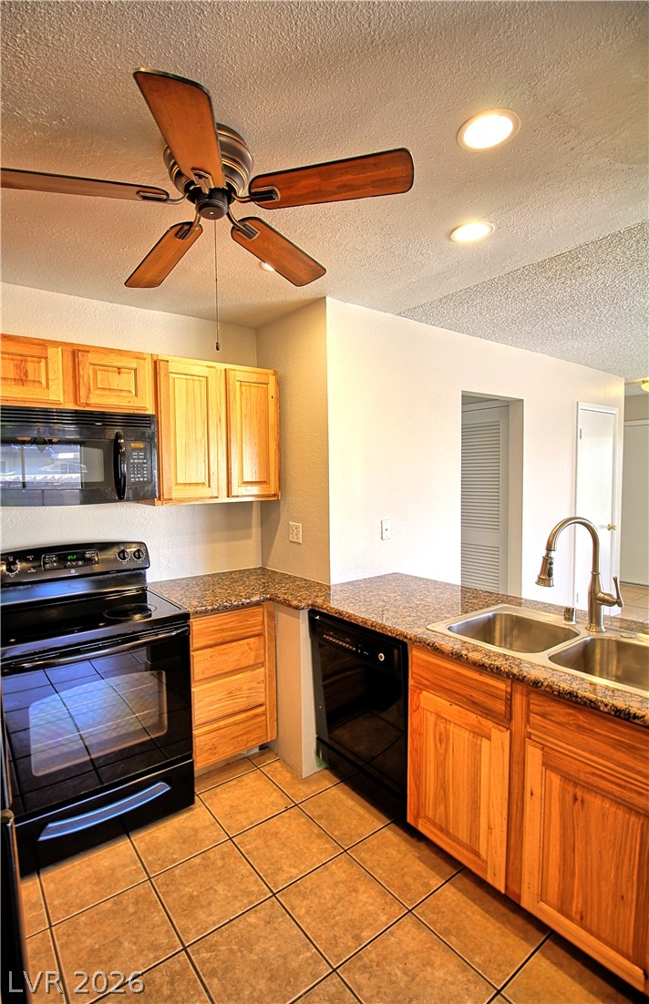 2349 Canfield Drive A Property Photo 6