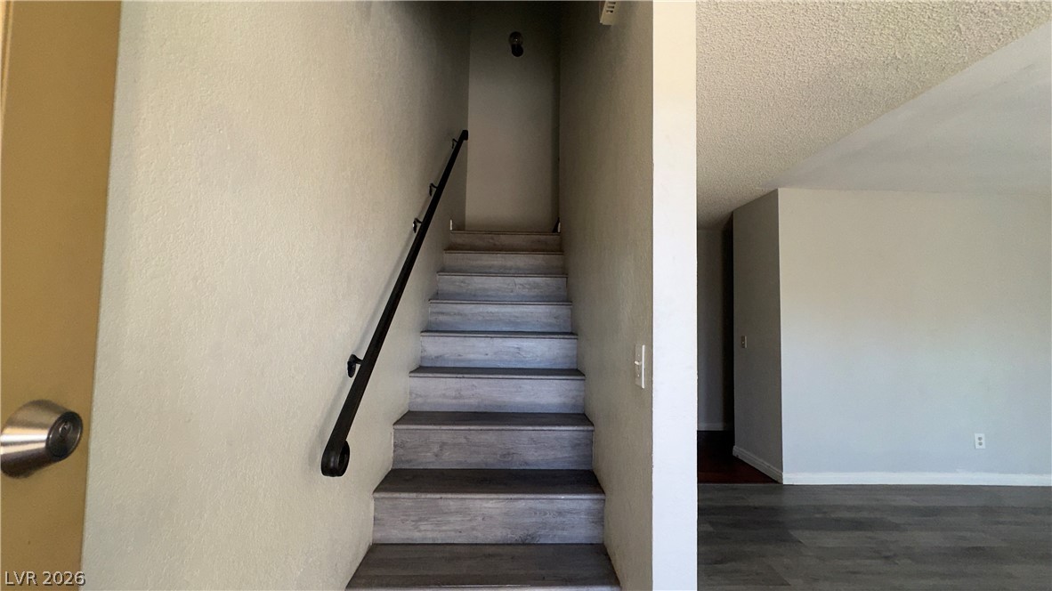 543 Kristin Lane Property Photo 15
