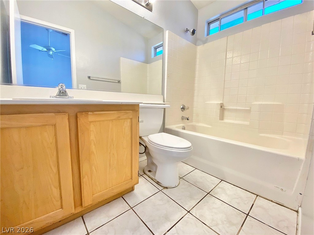 3721 Nairobi Lane Property Photo 9