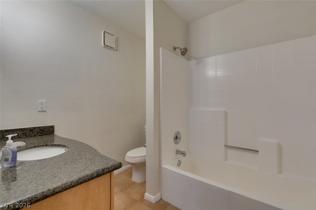 9325 West Desert Inn Road 113 Property Photo 26