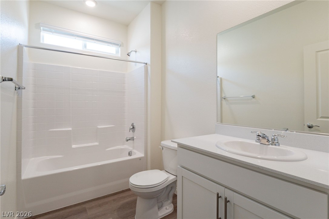 1691 Douglas Creek Street Property Photo 28