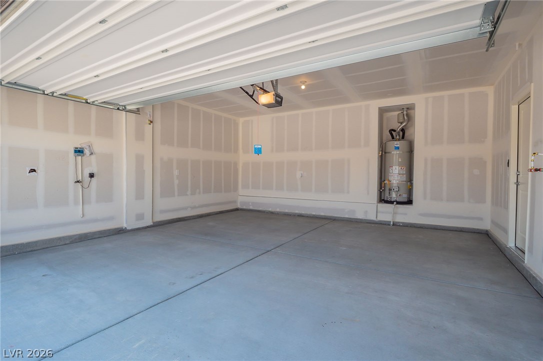 1691 Douglas Creek Street Property Photo 34