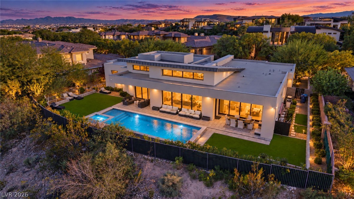 46 Soaring Bird Court Property Photo 3