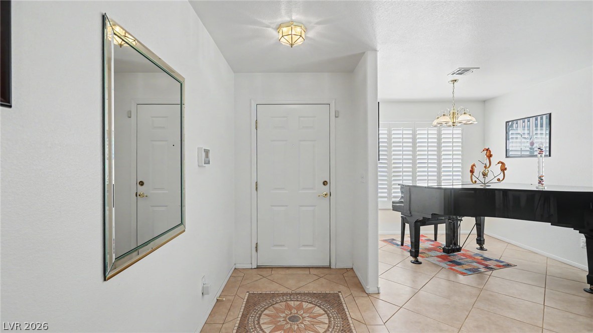 7232 London Bridge Avenue Property Photo 5