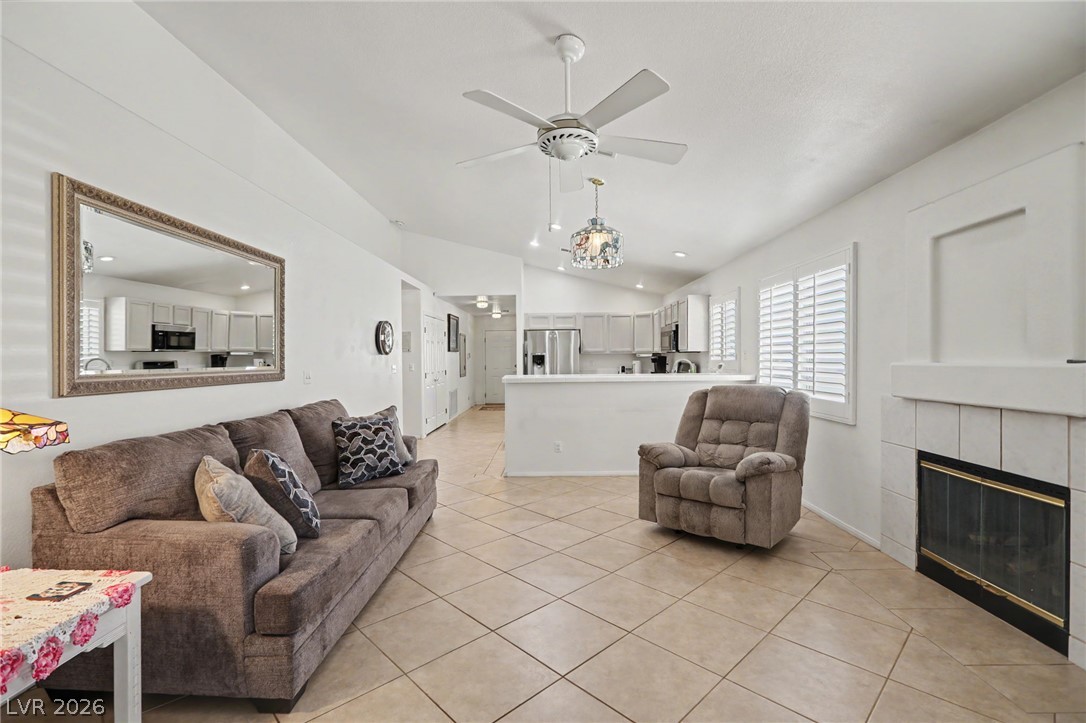 7232 London Bridge Avenue Property Photo 14