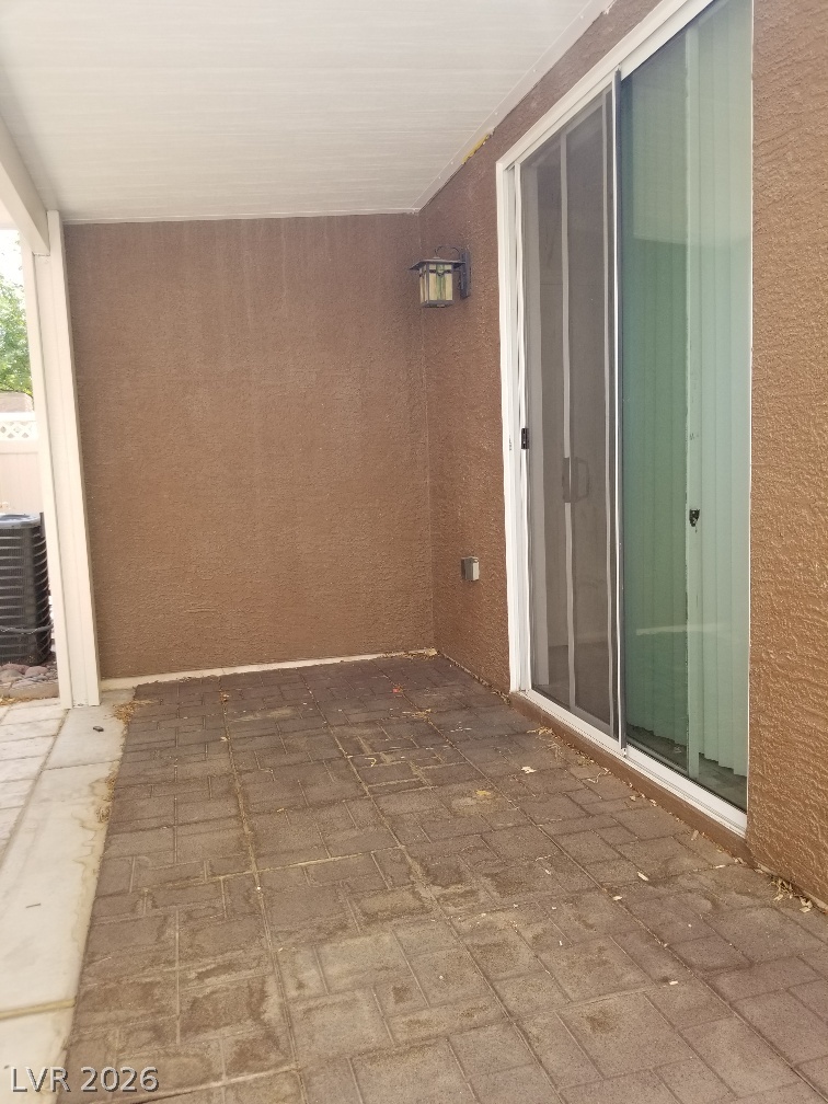 7592 Aspen Color Street Property Photo 5