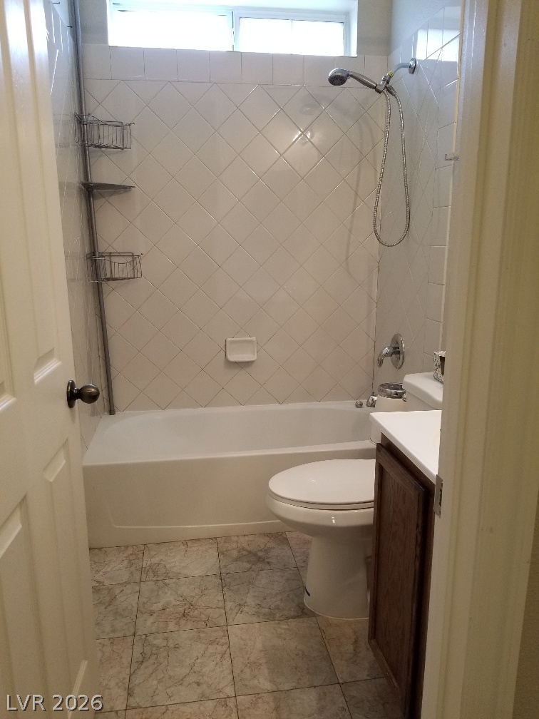 7592 Aspen Color Street Property Photo 6