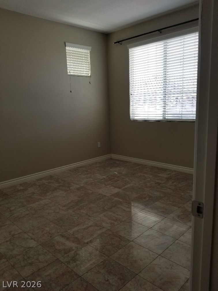 7592 Aspen Color Street Property Photo 9