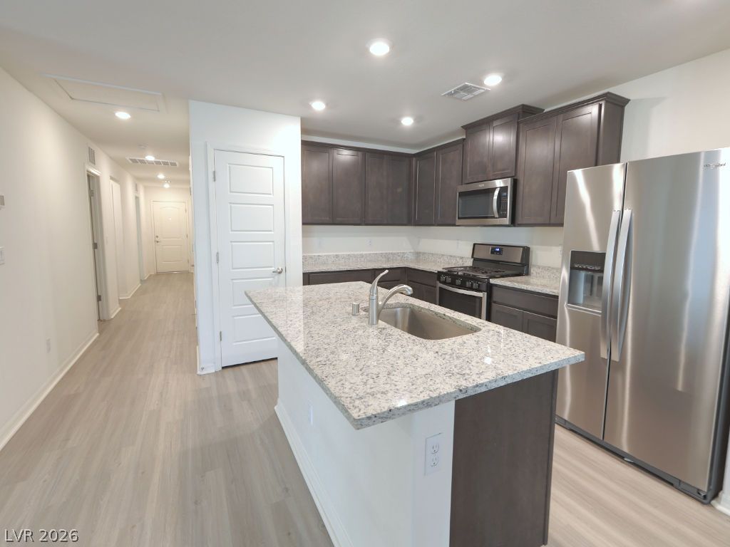 626 Abrazar Avenue Property Photo 9