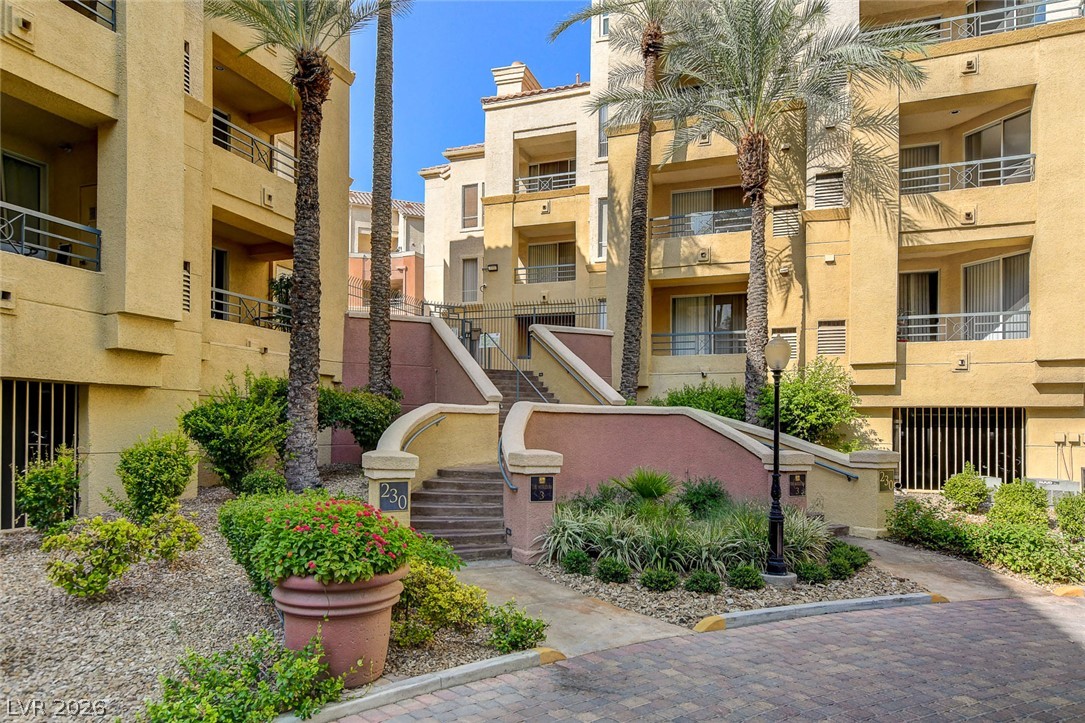 230 East Flamingo Road 333 Property Photo 3