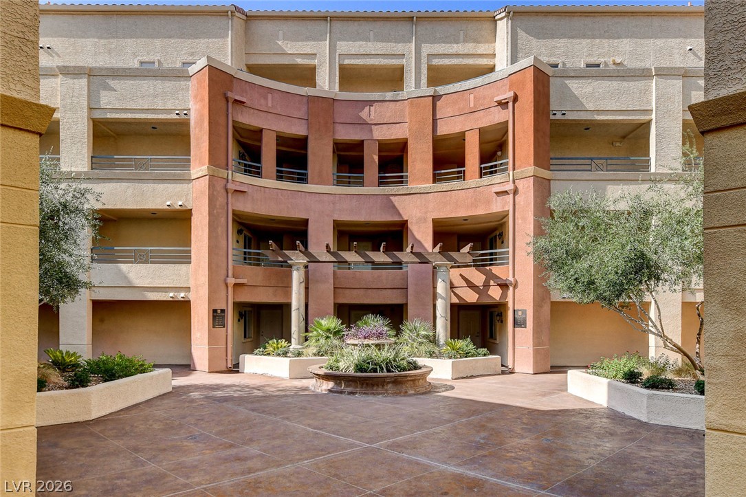 230 East Flamingo Road 333 Property Photo 4
