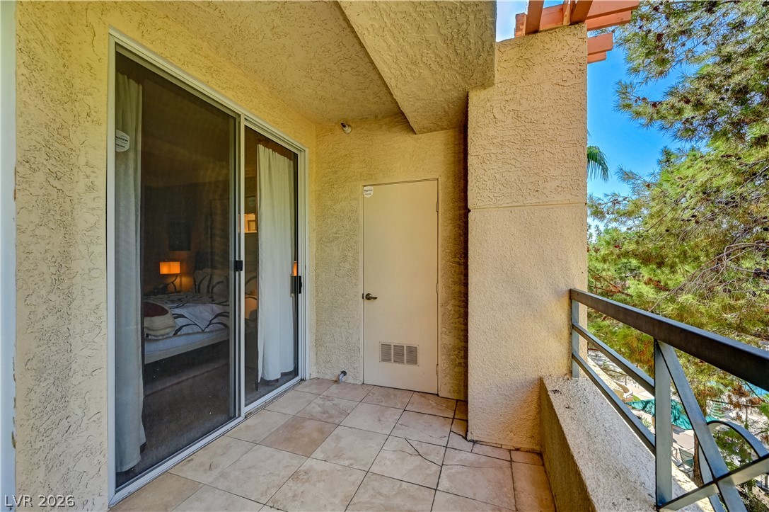 230 East Flamingo Road 333 Property Photo 36