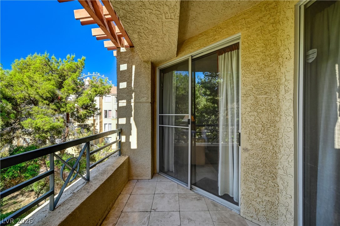 230 East Flamingo Road 333 Property Photo 37