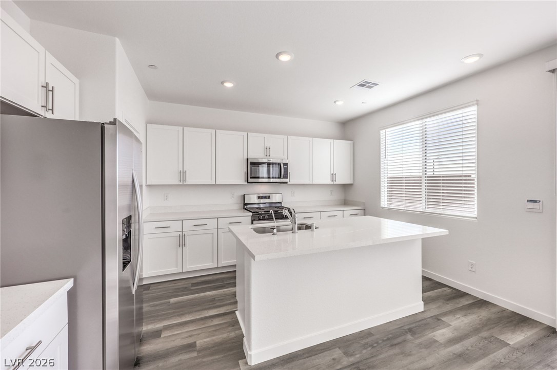 7339 Tanya Falls Street Property Photo 10