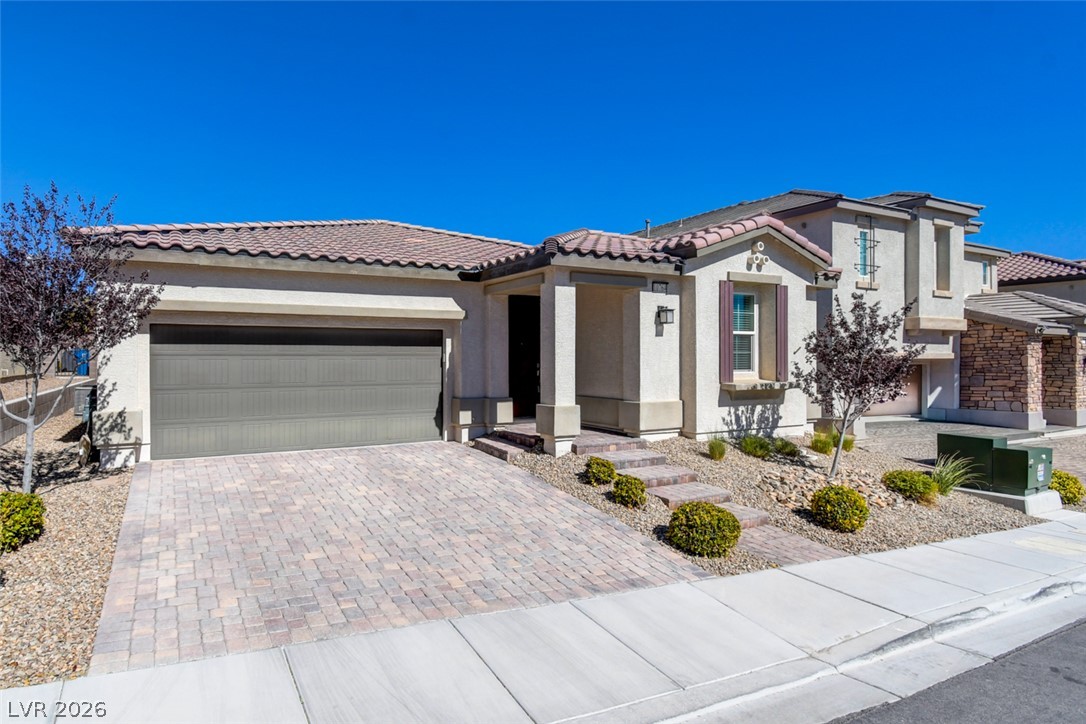 10764 Canary Blossom Avenue Property Photo 2