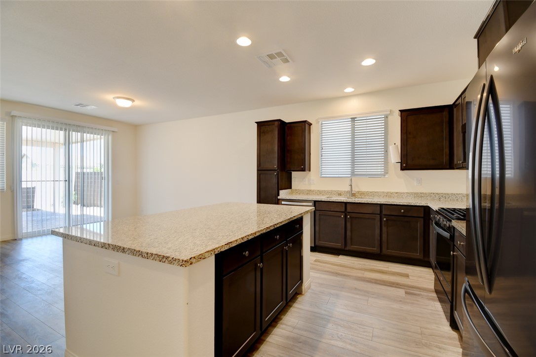10764 Canary Blossom Avenue Property Photo 6