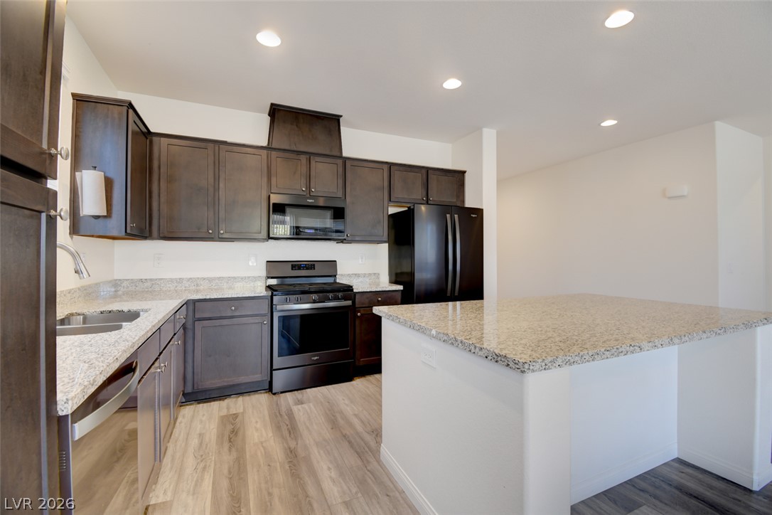 10764 Canary Blossom Avenue Property Photo 10