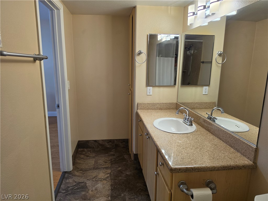 8000 West Badura Avenue 2111 Property Photo 21
