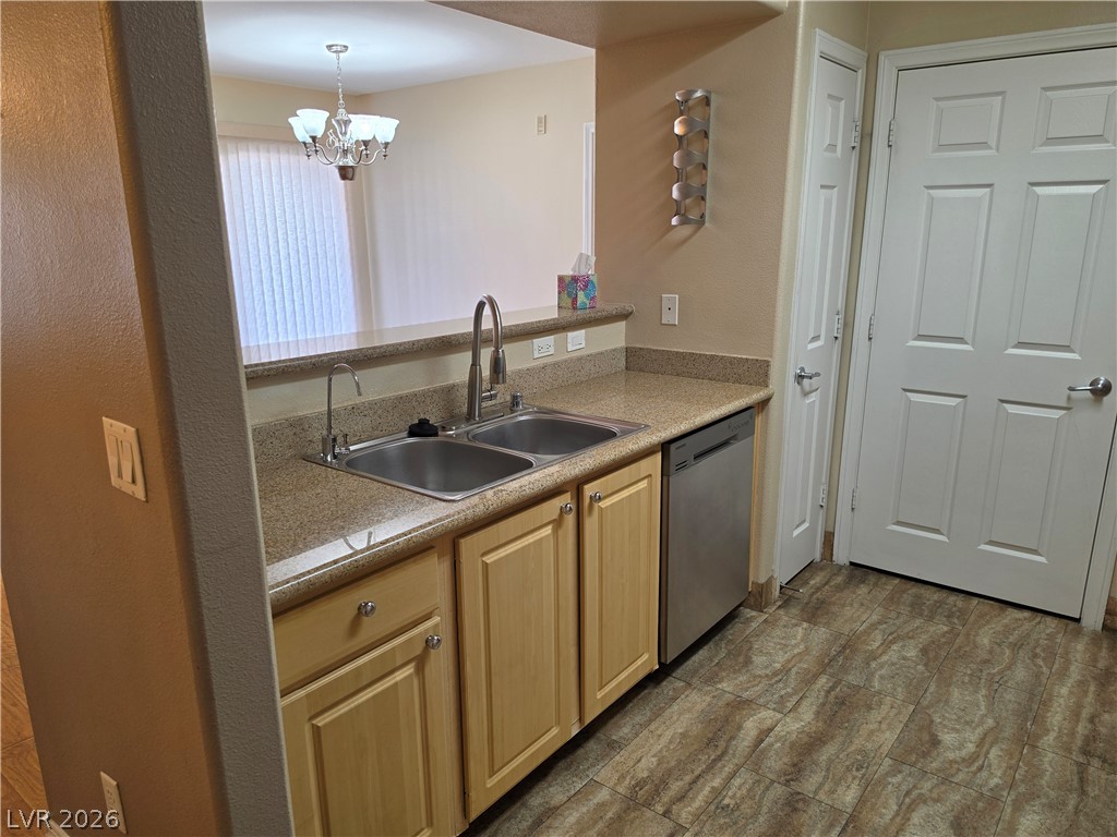 8000 West Badura Avenue 2111 Property Photo 29