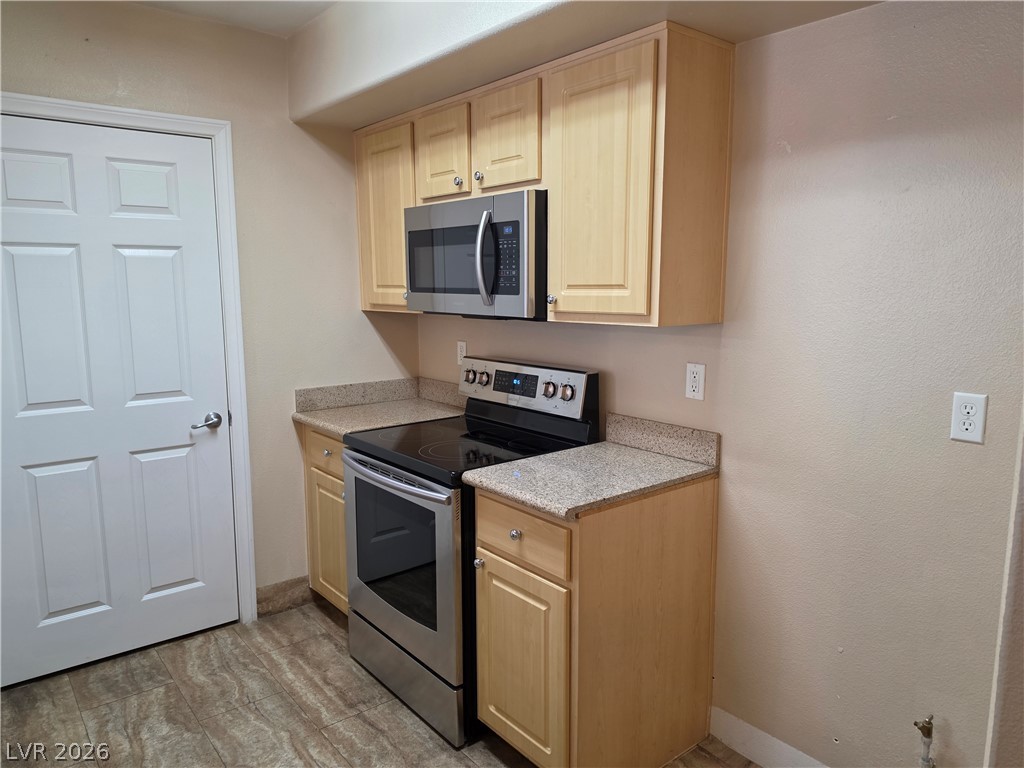 8000 West Badura Avenue 2111 Property Photo 30
