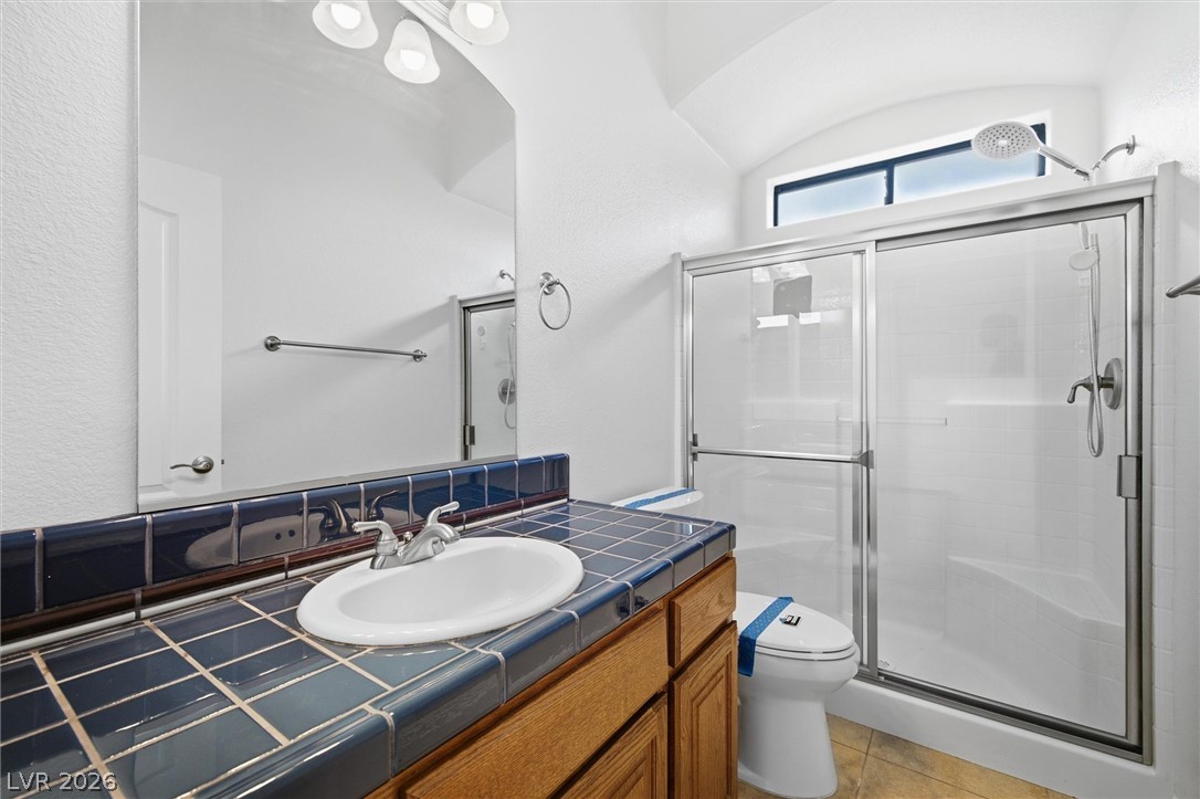 6821 Southgate Street Property Photo 8