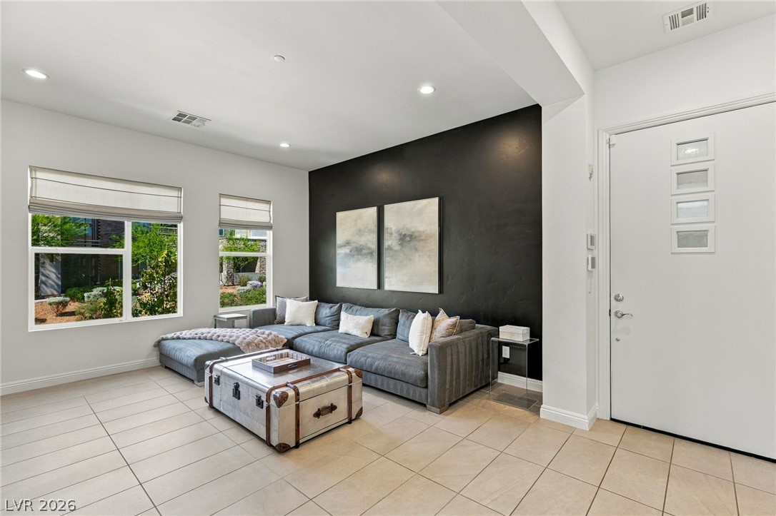 11280 Granite Ridge Drive 1022 Property Photo 6