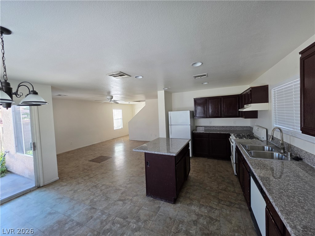 5742 Butterick Court Property Photo 2