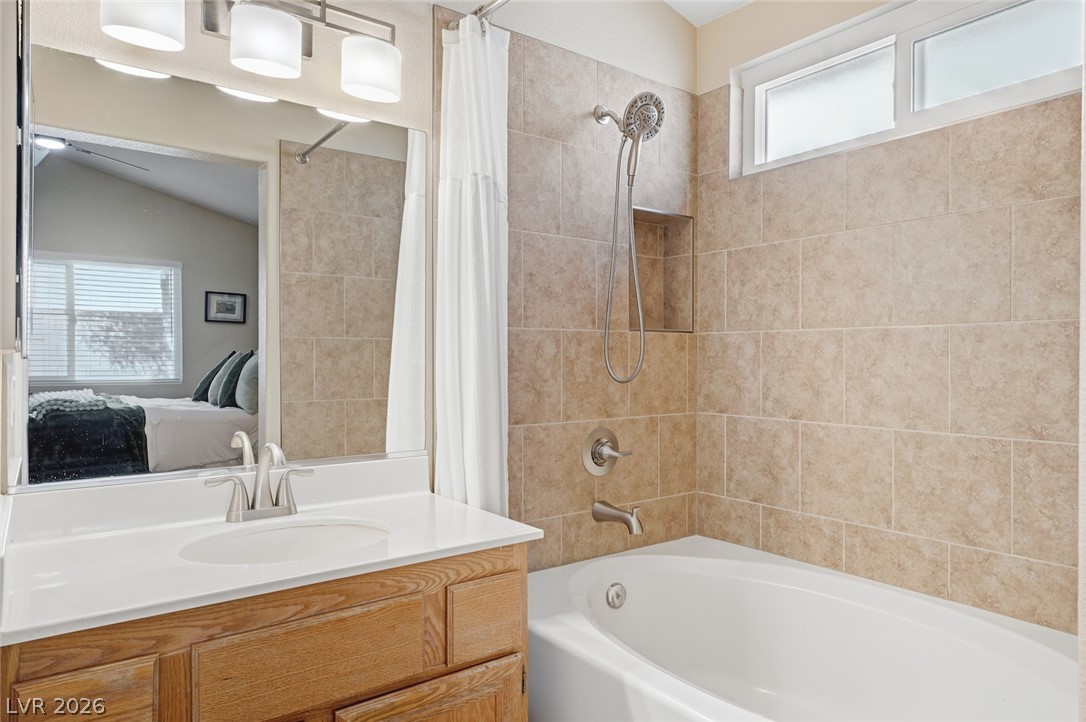 9624 Sterling Ridge Avenue Property Photo 17