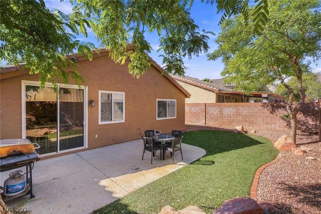 9624 Sterling Ridge Avenue Property Photo 28
