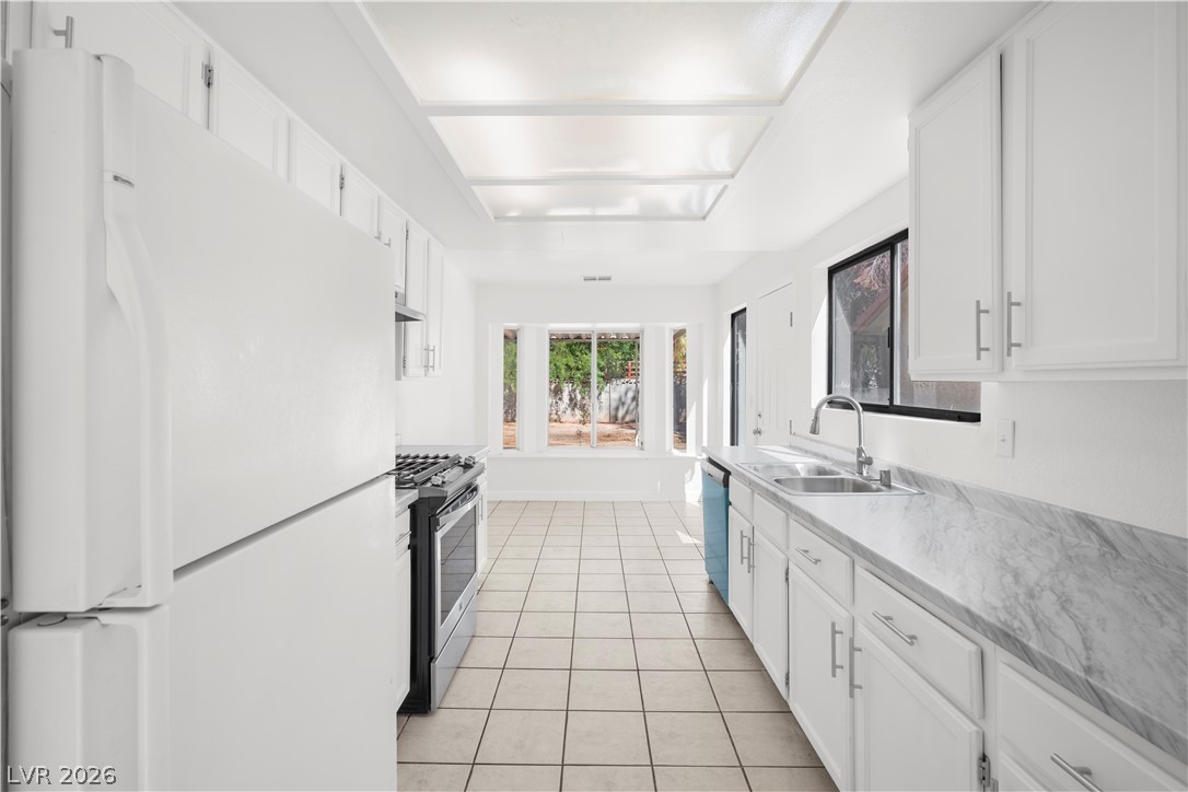 8144 Cactus Flower Court Property Photo 10