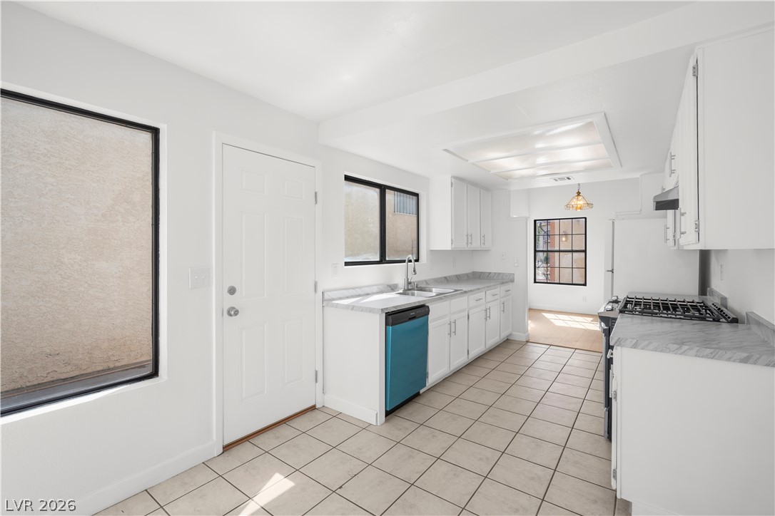 8144 Cactus Flower Court Property Photo 11