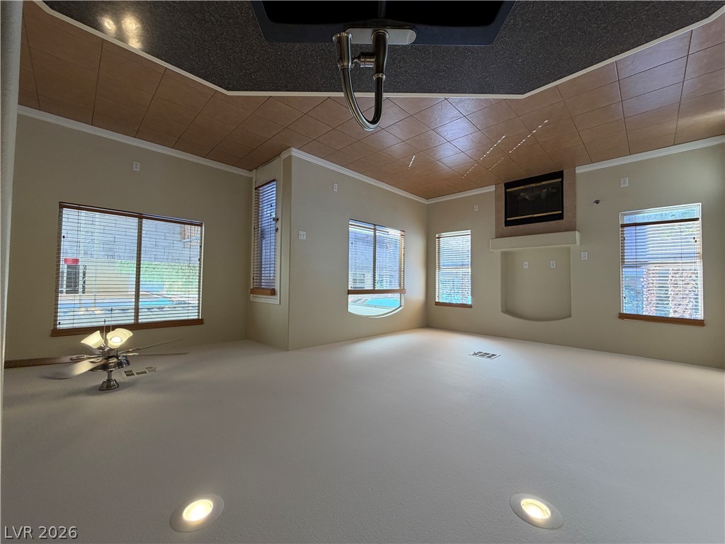 9115 Sparkling Star Street Property Photo 8